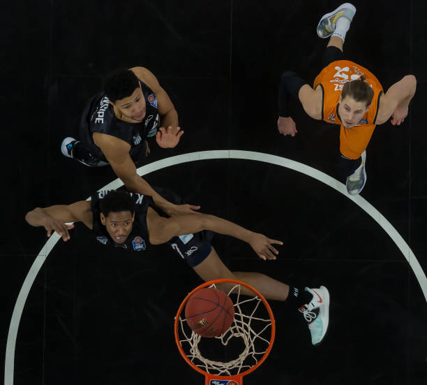 更代表着国 更代表着国